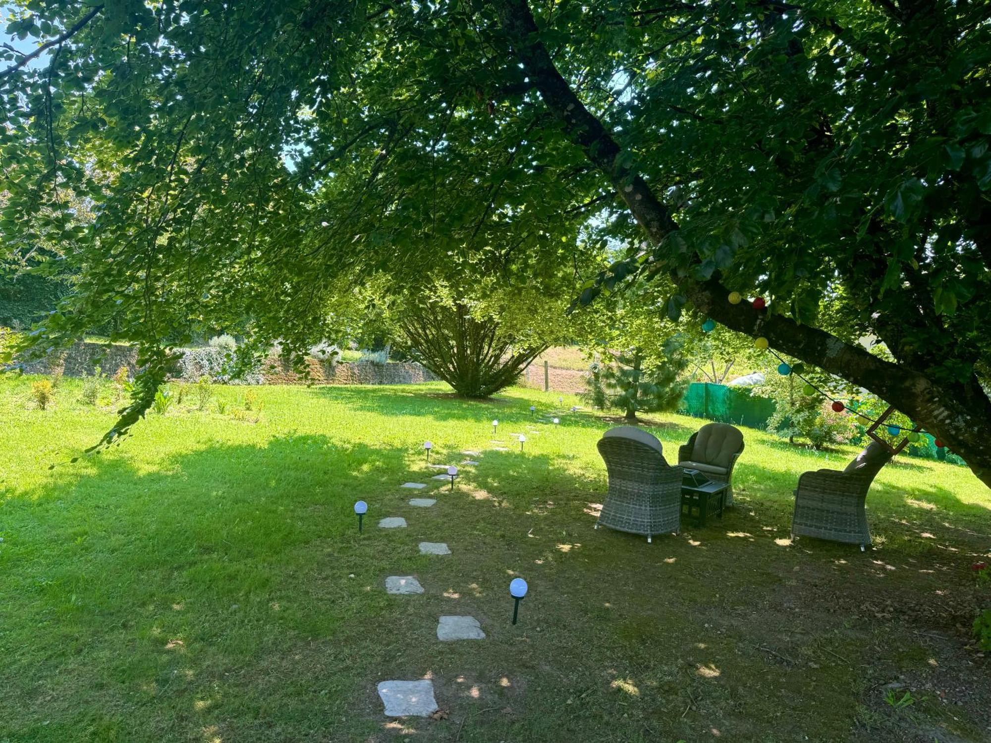 Vila Au Pied Du Frene Bourganeuf Exteriér fotografie
